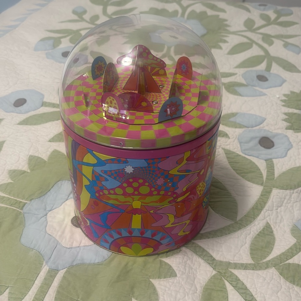 Lush Limited Edition Magical Wonderland Musical Tin